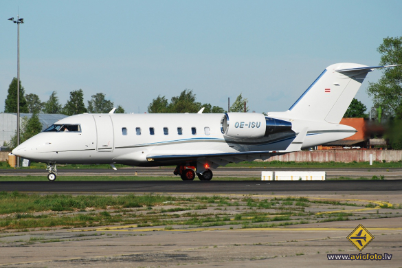 Bombardier Challenger 605 (CL-600-2B16)